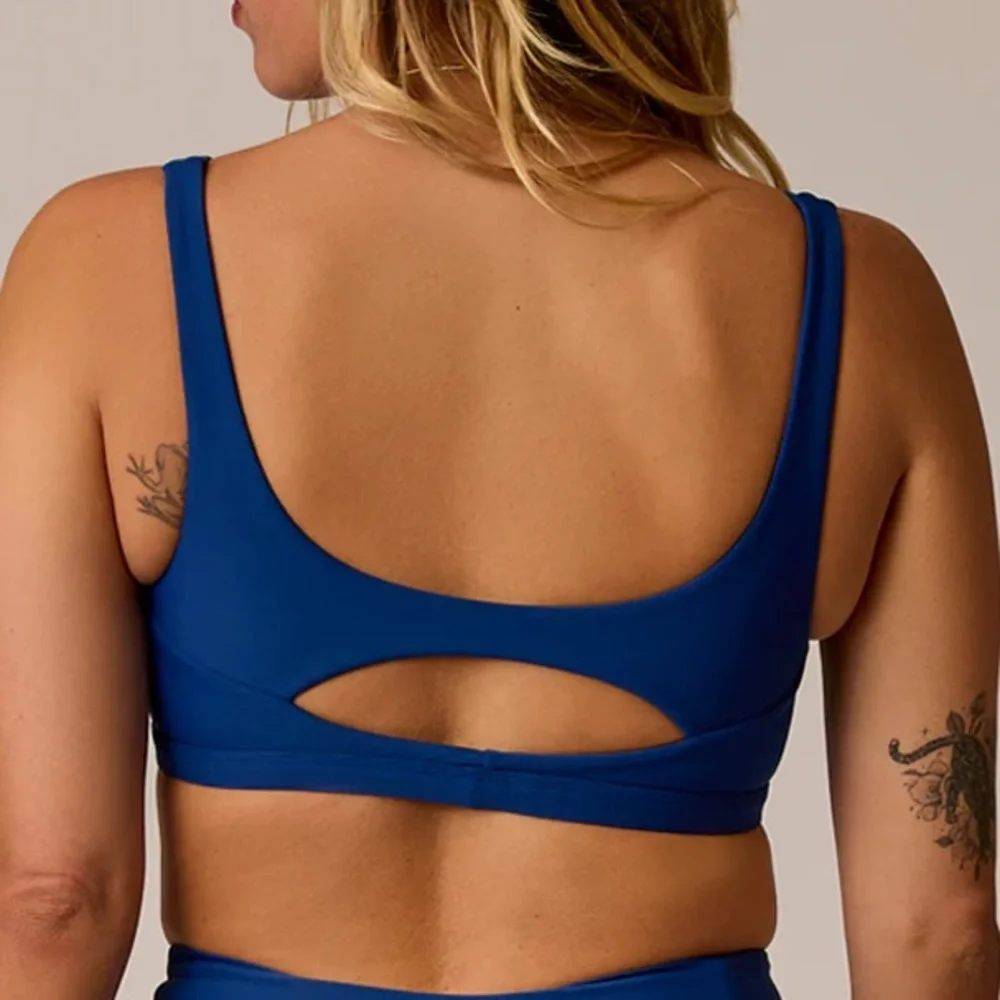 Carve Designs Korbyn Compression Bikini Top NWT - Picture 2 of 2